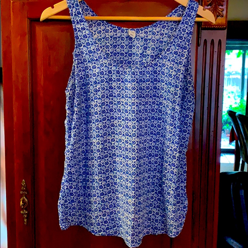 Old Navy tank top